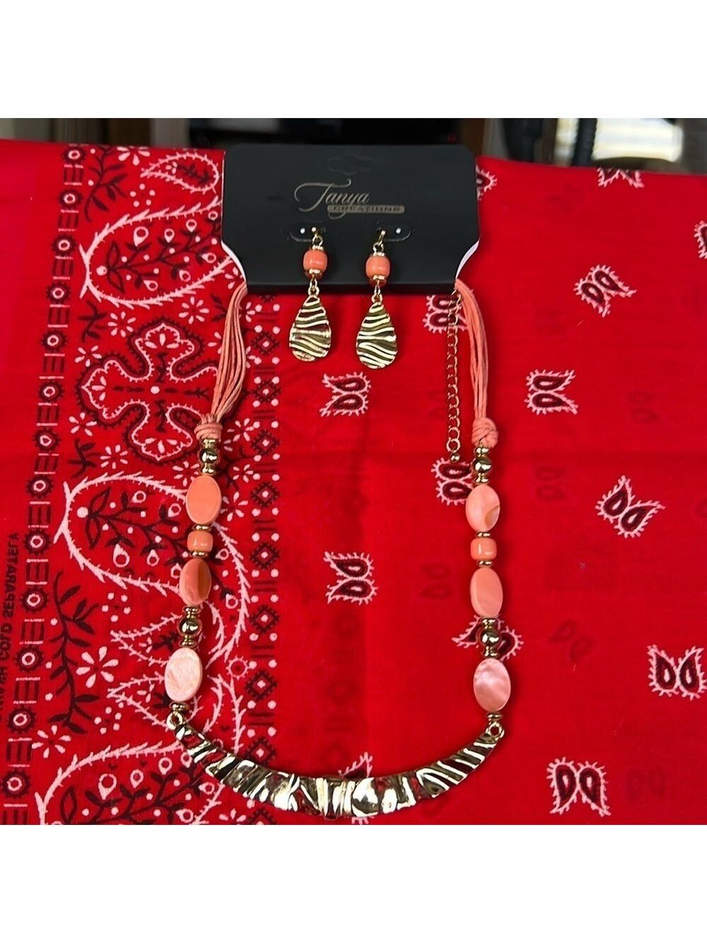 Tanja Creations Necklace & Earrings Set, 16”with a 2” Extension
